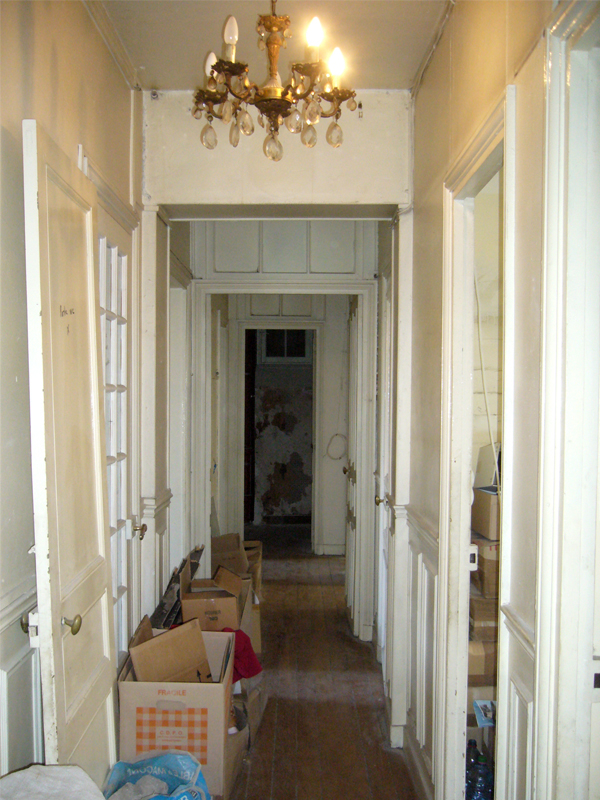 Couloir de distribution avant travaux Couloir de distribution avant travaux