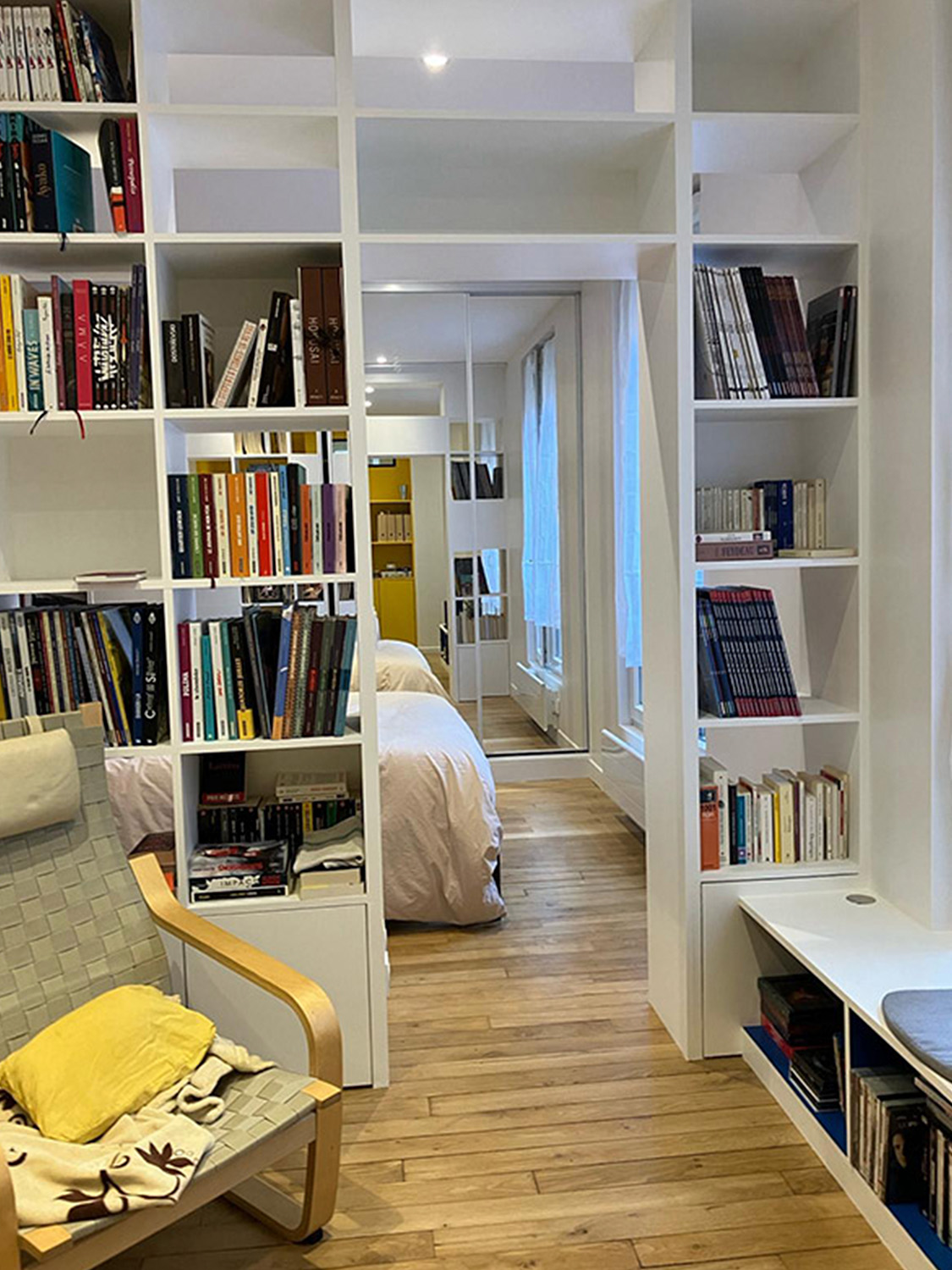 YJ Architecture Intérieur - Appartement à Paris - Séjour après bibliothèque